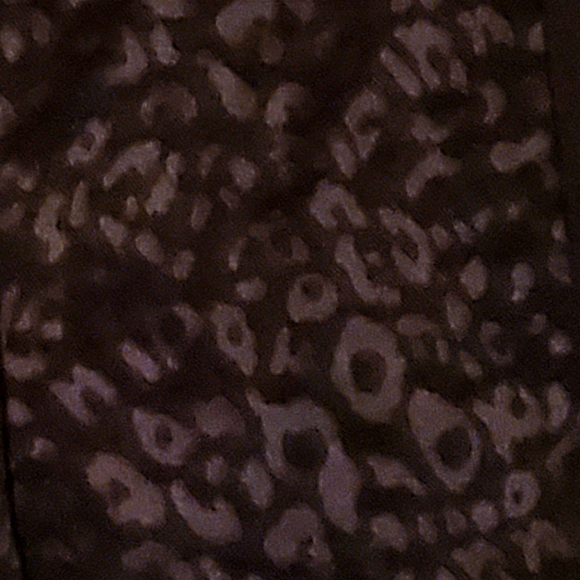 💋OFFER🐆Victoria's Secret VICTORIA SPORT Cheetah Sheer Knockout Leggings, M - Picture 5 of 6